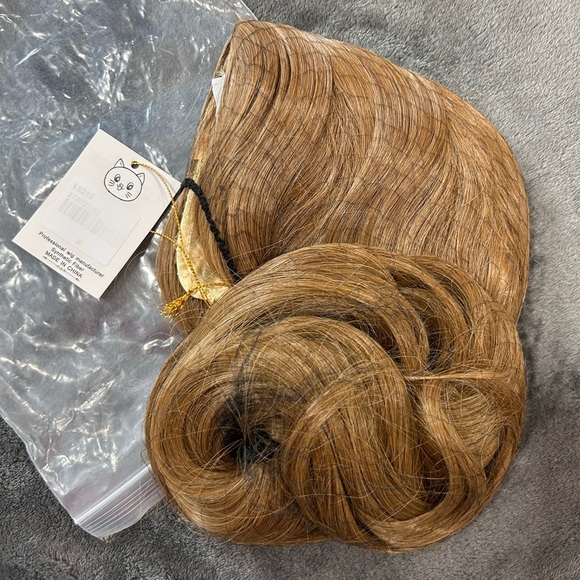 Rubie's Megan Child Costume with Beige and Blue - Picture 6 of 10